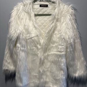 Lanshifei White Faux Fur Jacket Size Medium